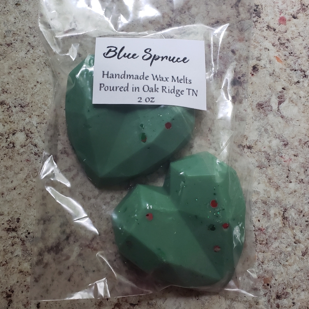 Blue Spruce Wax Melts 2 Geo Hearts
